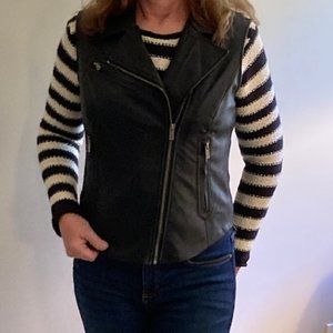 Two by Vince Camuto black faux leather moto vest, size Small